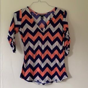 Chevron top